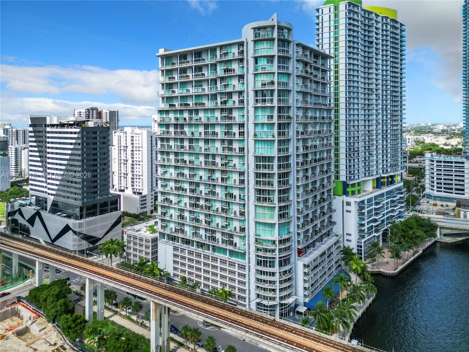 NEO VERTIKA CONDO · #1232 in Miami - Photo 1