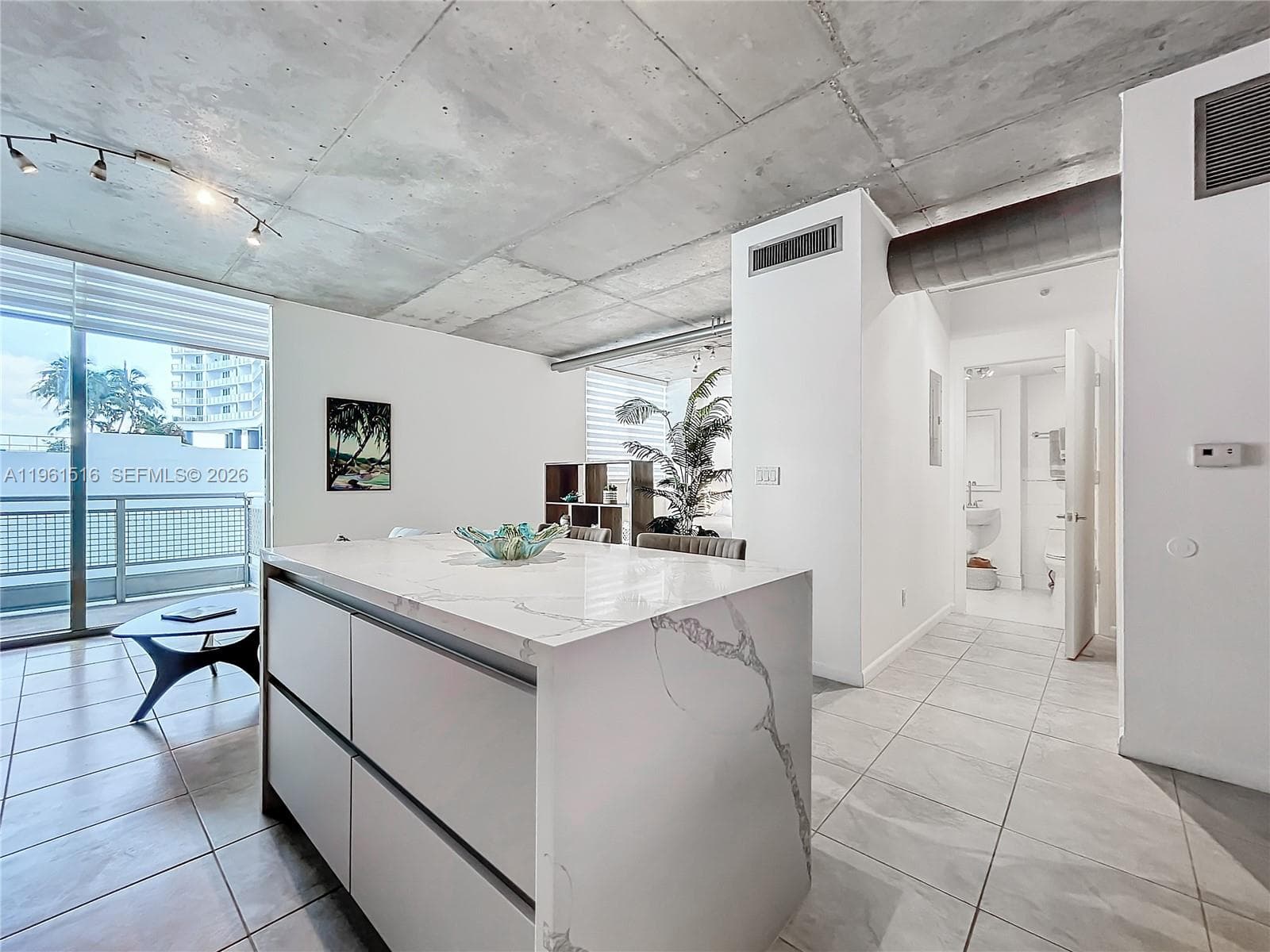 NEO VERTIKA CONDO · #1232 in Miami - Photo 9
