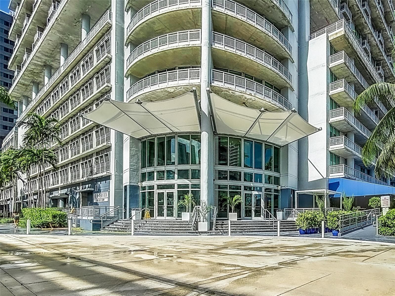NEO VERTIKA CONDO · #1232 in Miami - Photo 4
