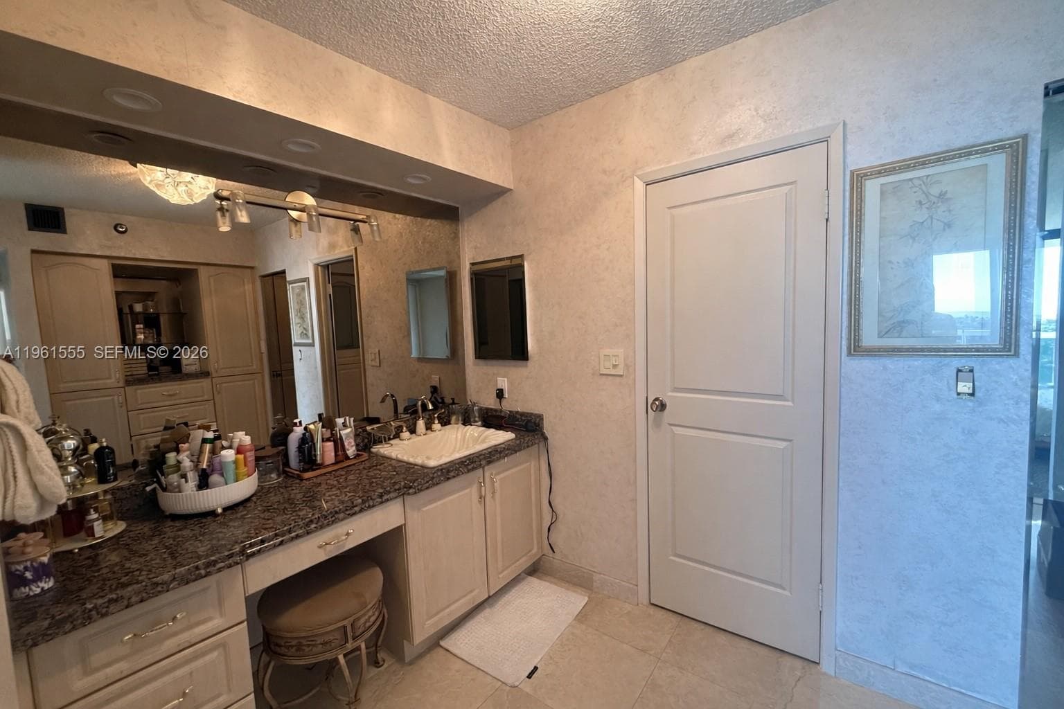 WATERVIEW CONDO · #1037 in Aventura - Photo 8