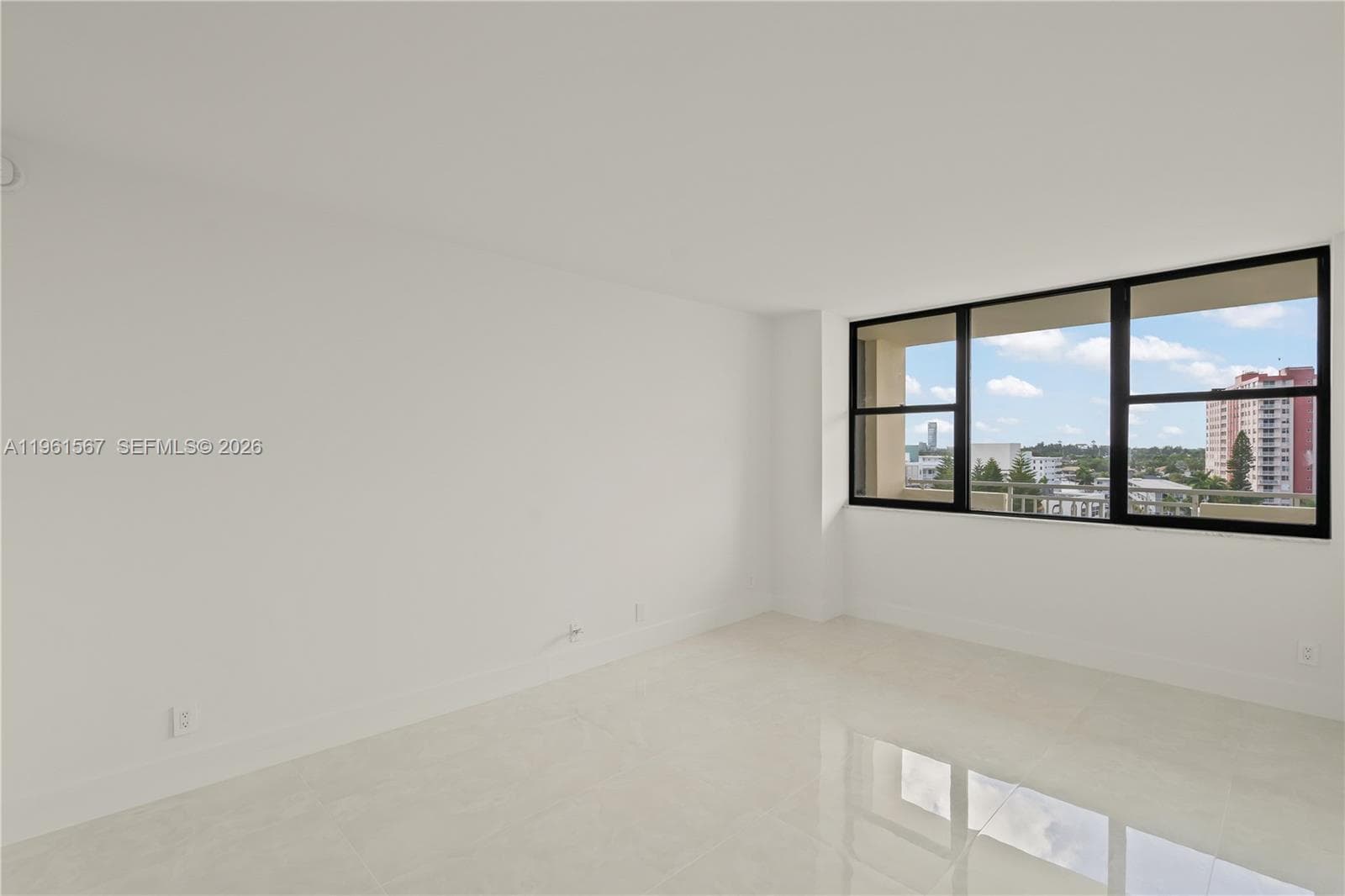 PARKER DORADO CONDO · #717 in Hallandale Beach - Photo 14