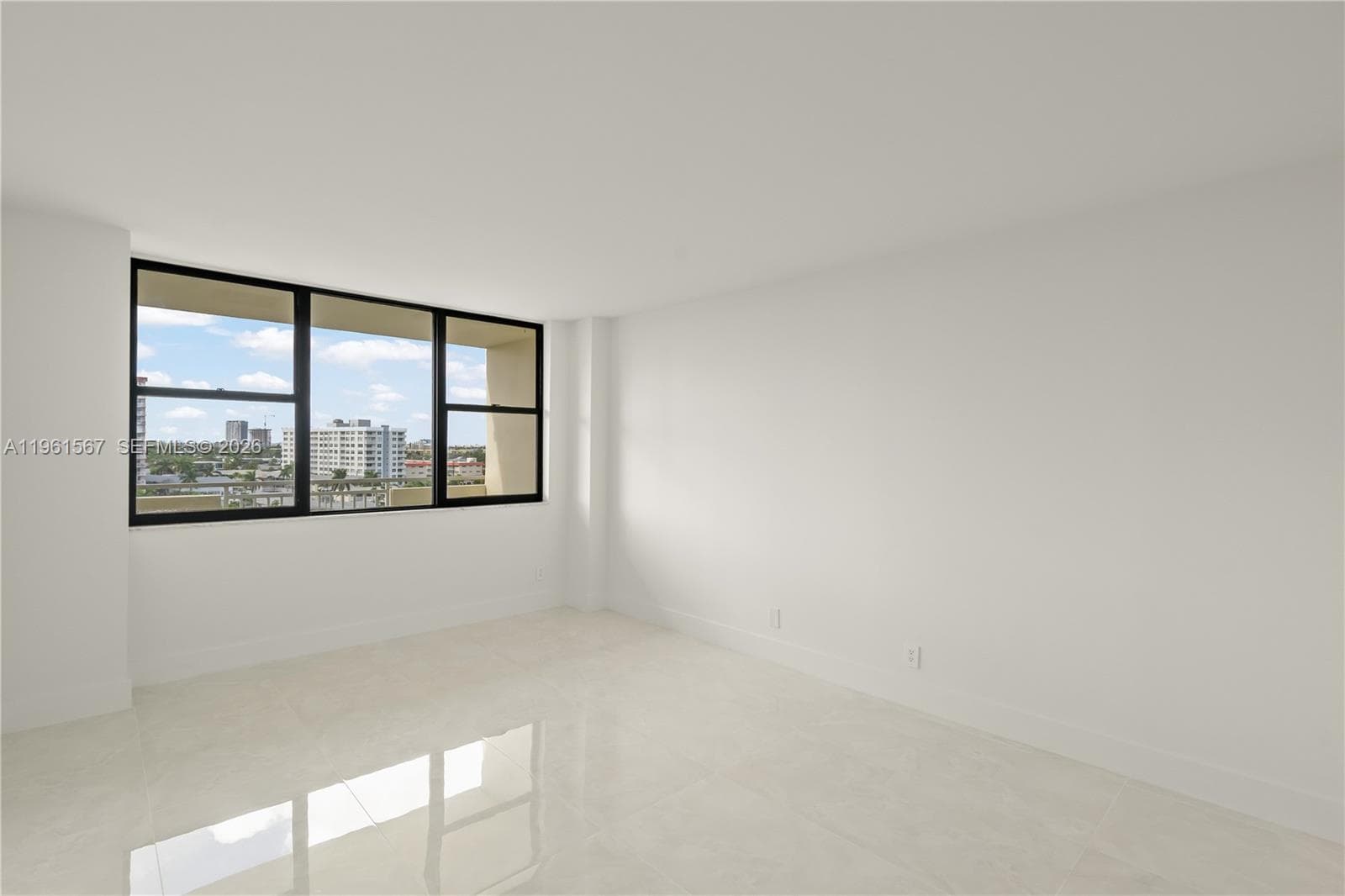 PARKER DORADO CONDO · #717 in Hallandale Beach - Photo 15