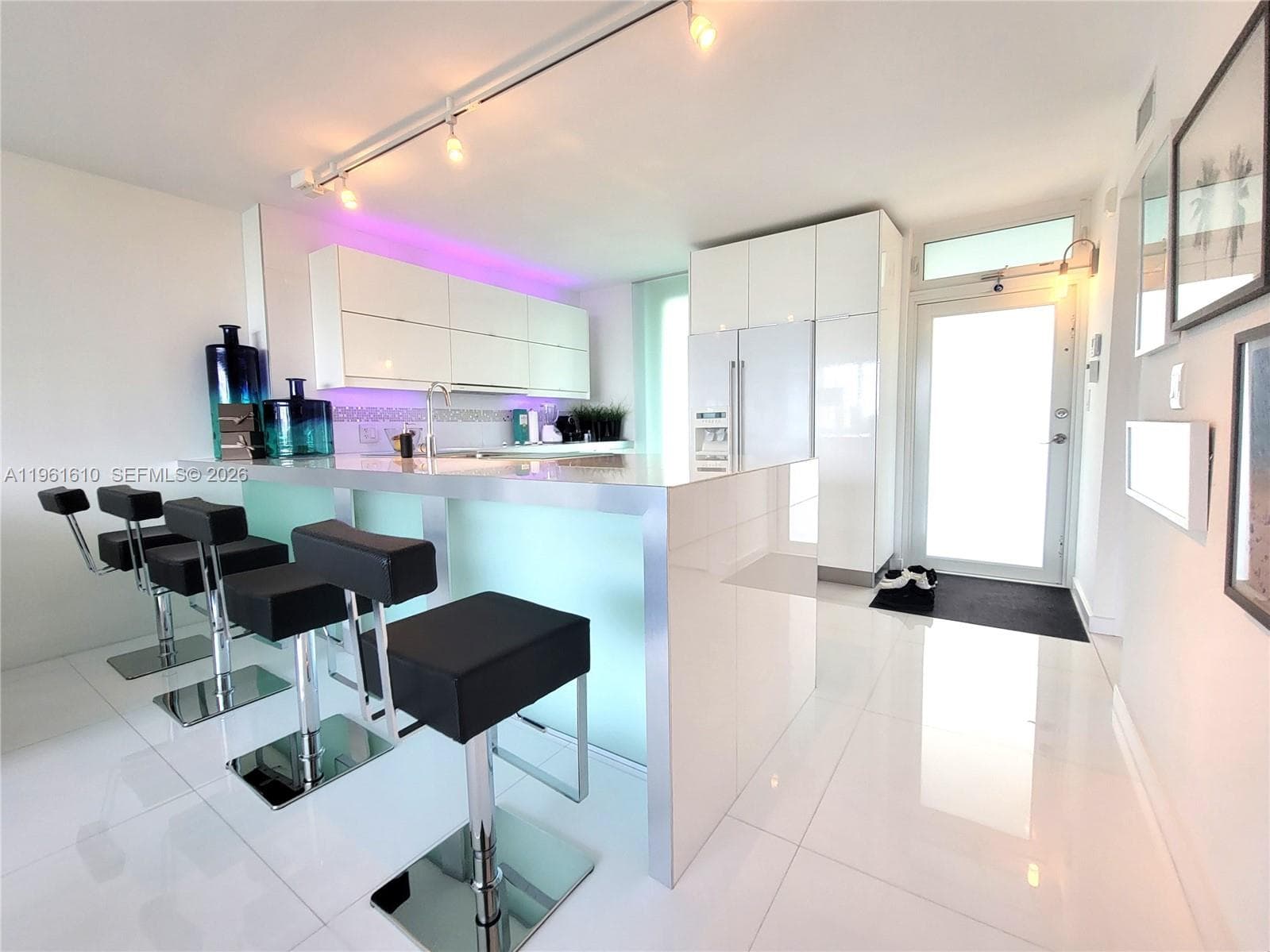 BONNE VIE CONDO · #3B in Miami Beach - Photo 3