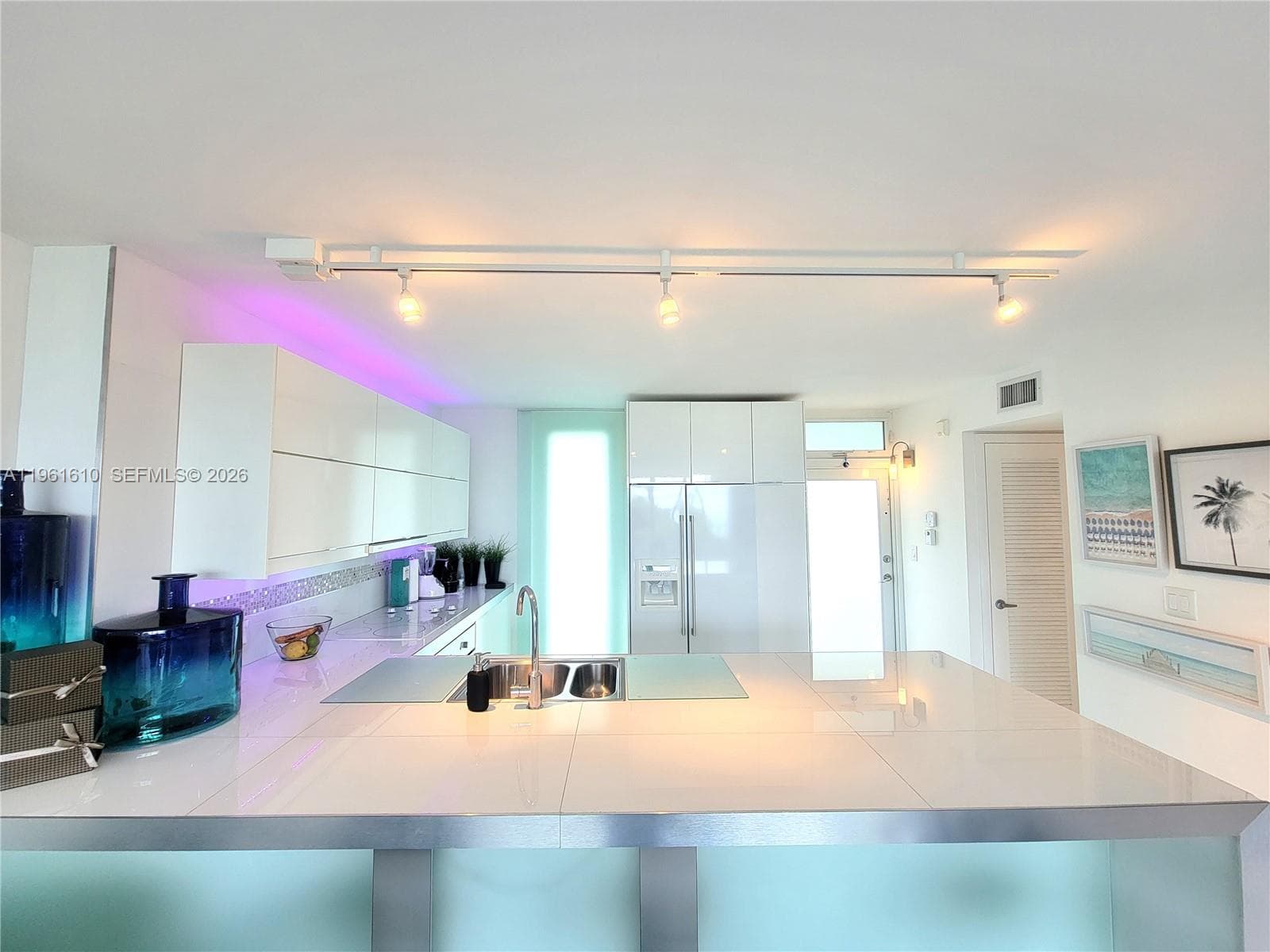 BONNE VIE CONDO · #3B in Miami Beach - Photo 4