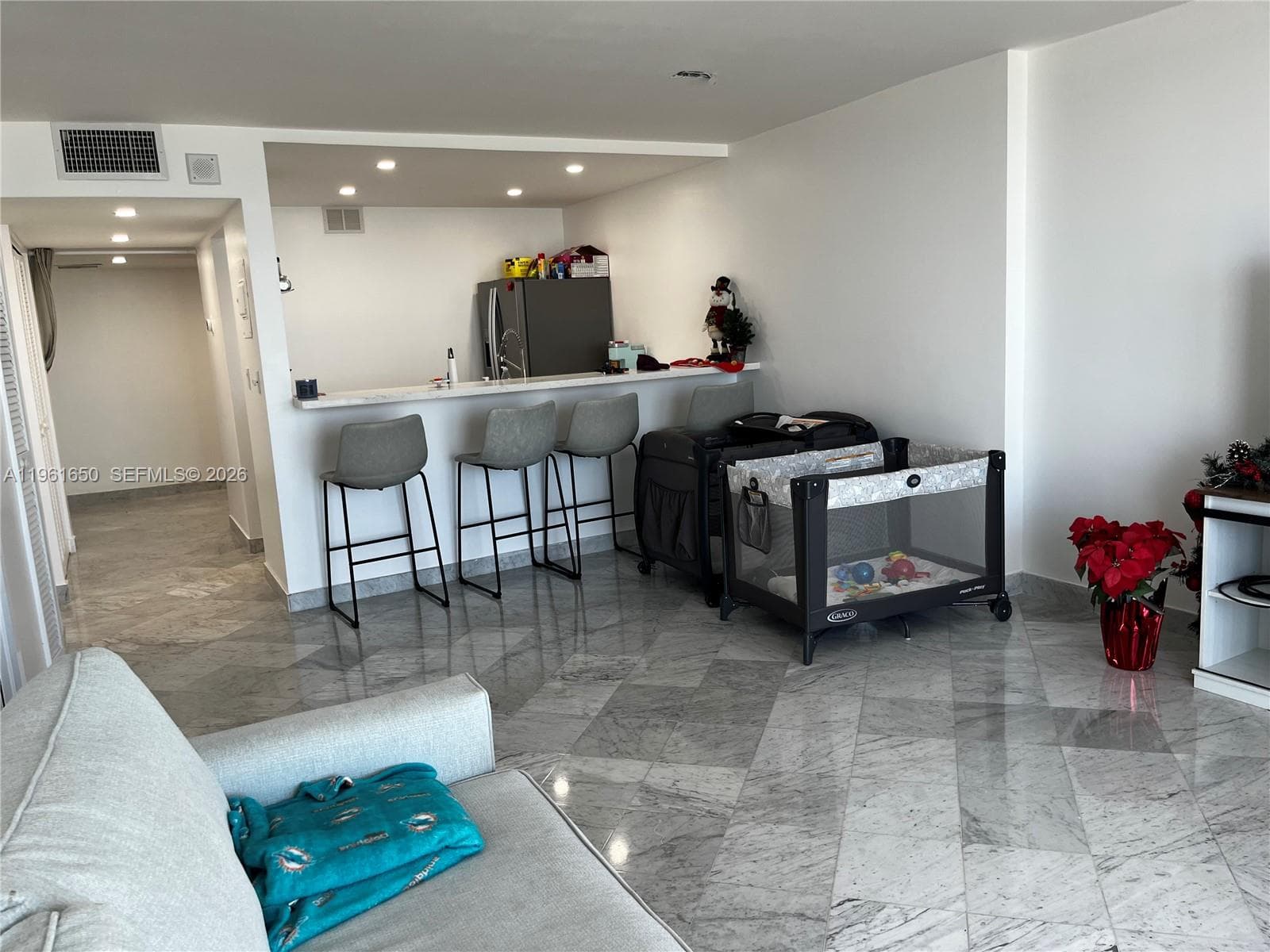 THE PRESIDENTIAL CONDO · #716 in Miami Beach - Photo 5