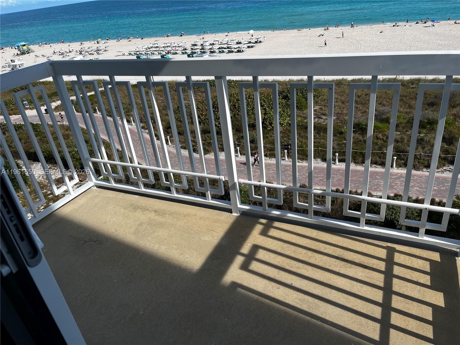THE PRESIDENTIAL CONDO · #716 in Miami Beach - Photo 8