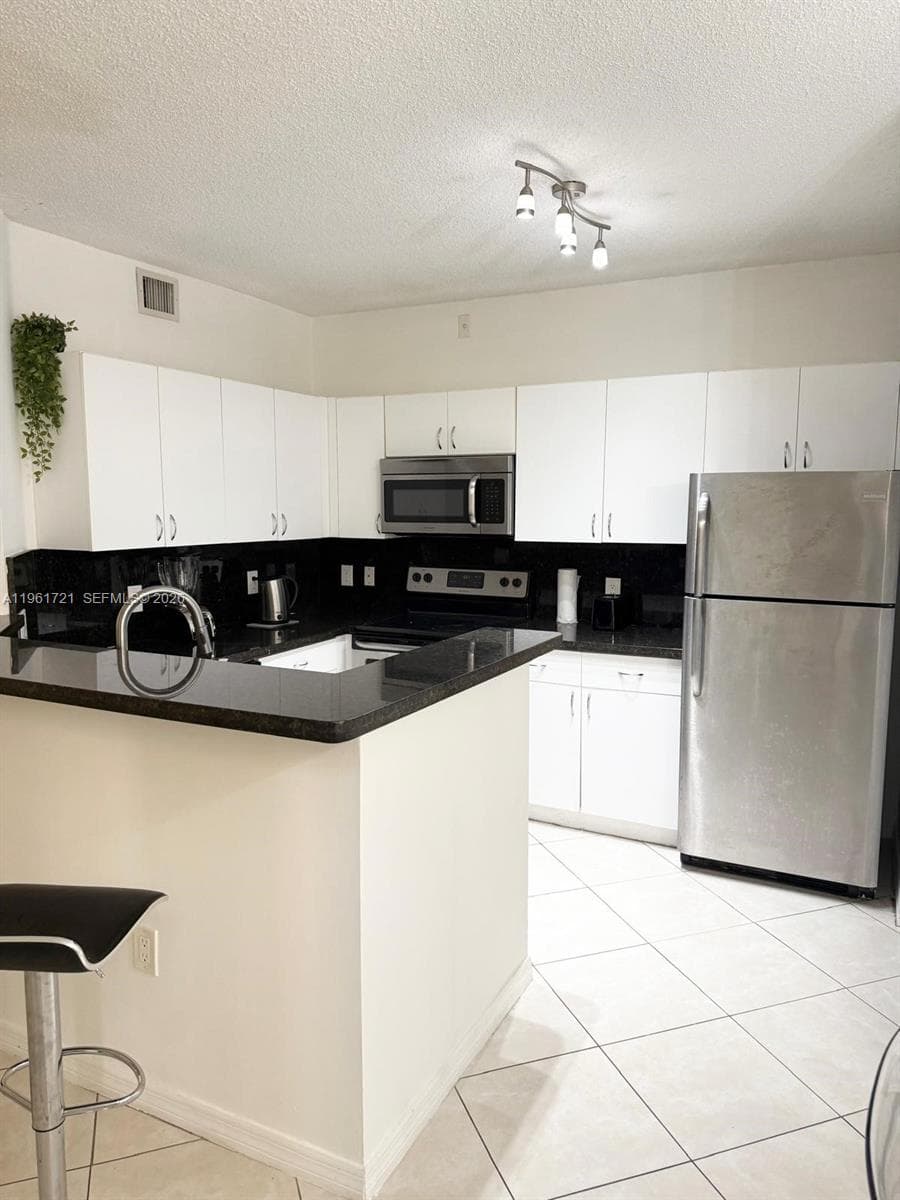 THE YACHT CLUB AT AVENTUR · #9104 in Aventura - Photo 3