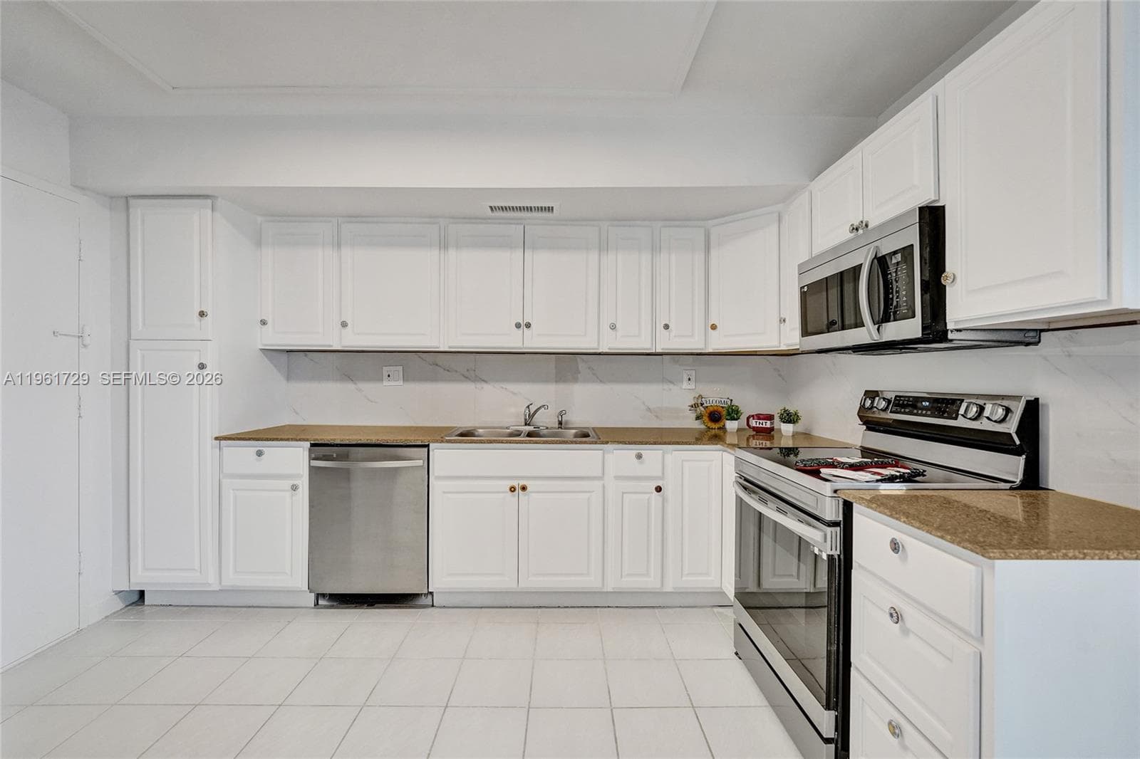ALLINGTON TOWERS · #16B in Hollywood - Photo 12
