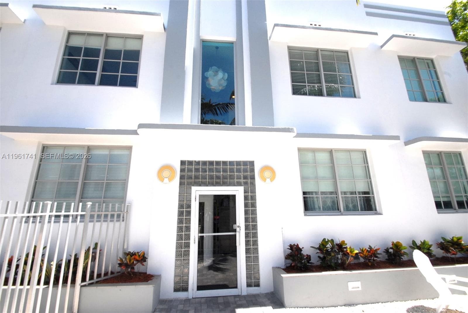 526 15th St · #4 in Miami Beach - Photo 1