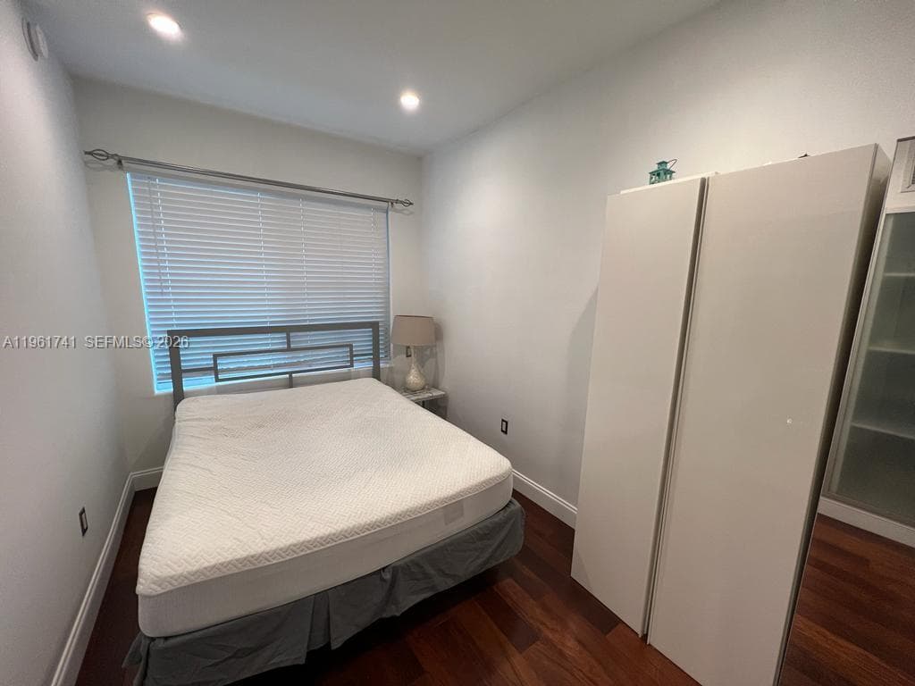526 15th St · #4 in Miami Beach - Photo 10
