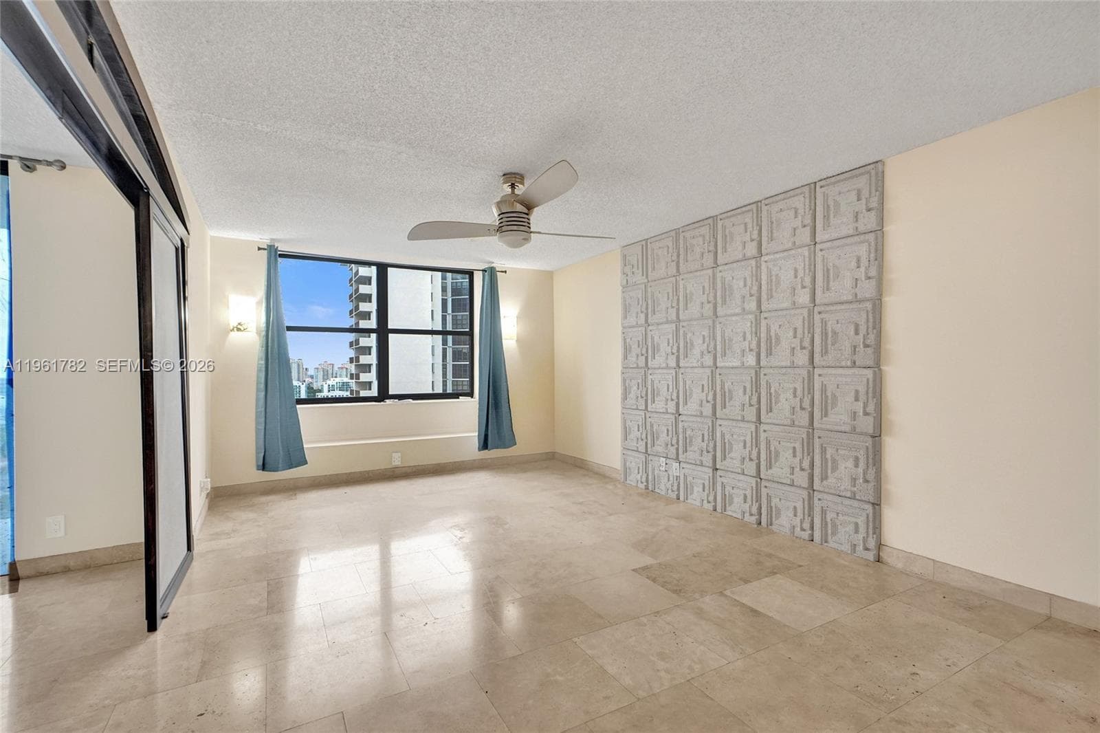 THE CLIPPER AT BISC COVE · #PH-208 in Aventura - Photo 20