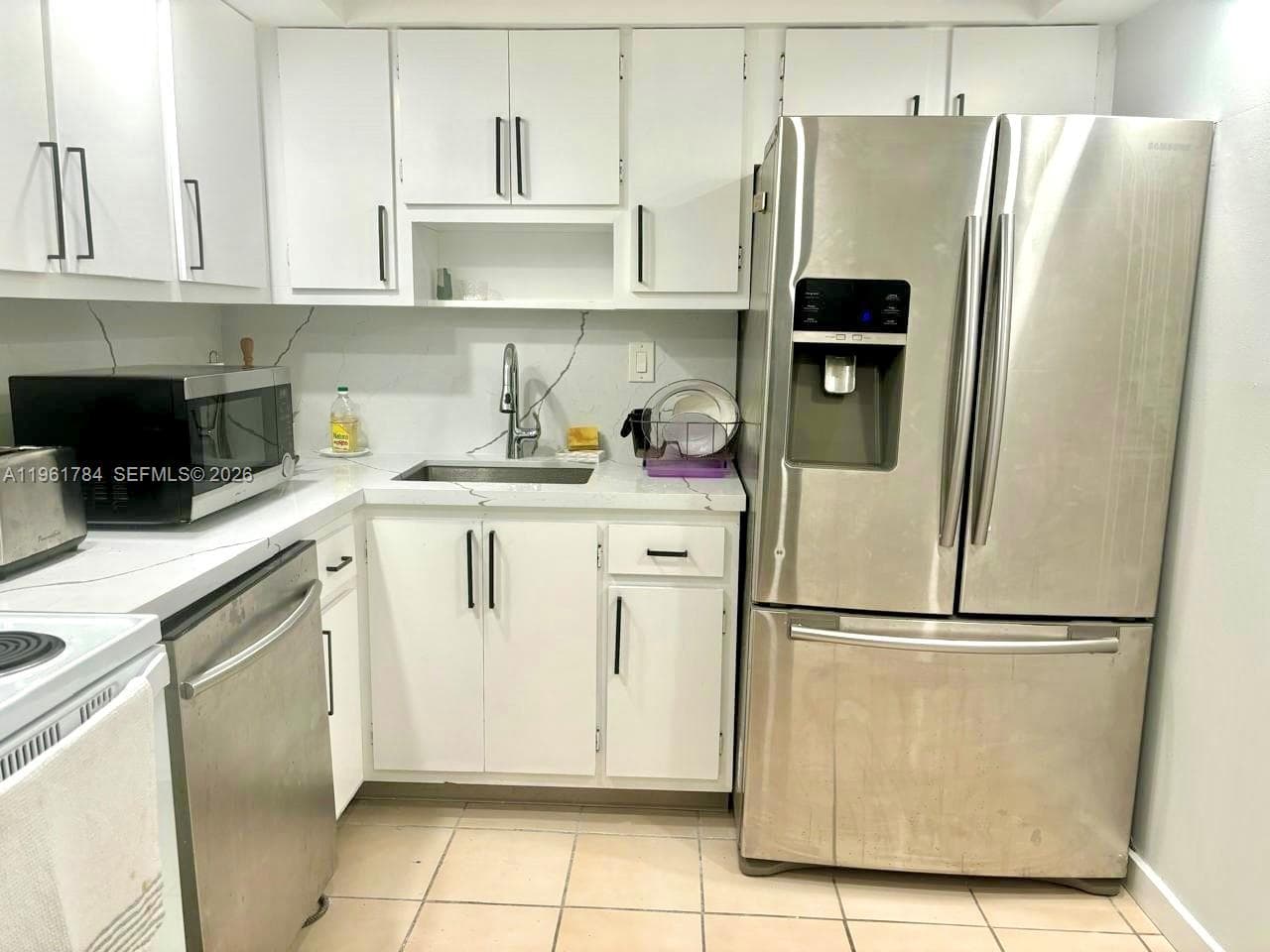 ARLEN HOUSE EAST CONDO · #1423 in Sunny Isles Beach - Photo 5