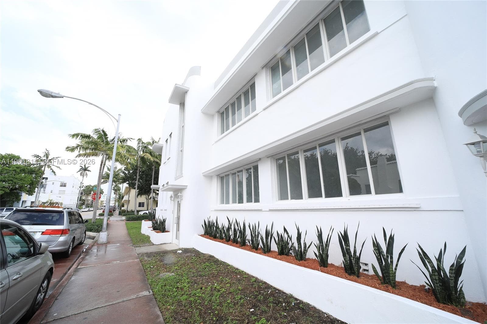 FIRST DECO CONDO · #104 in Miami Beach - Photo 2