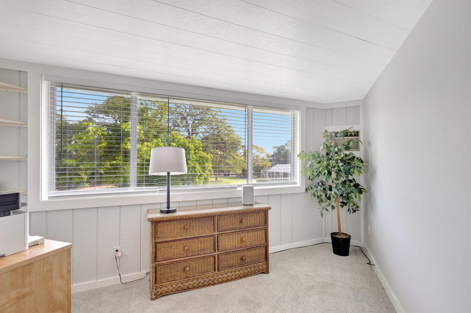 3rd Guest Bedroom Office