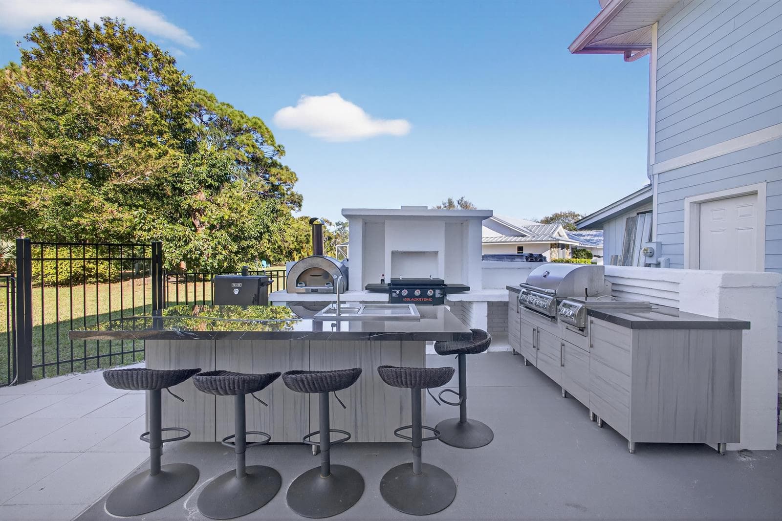Summer Kitchen