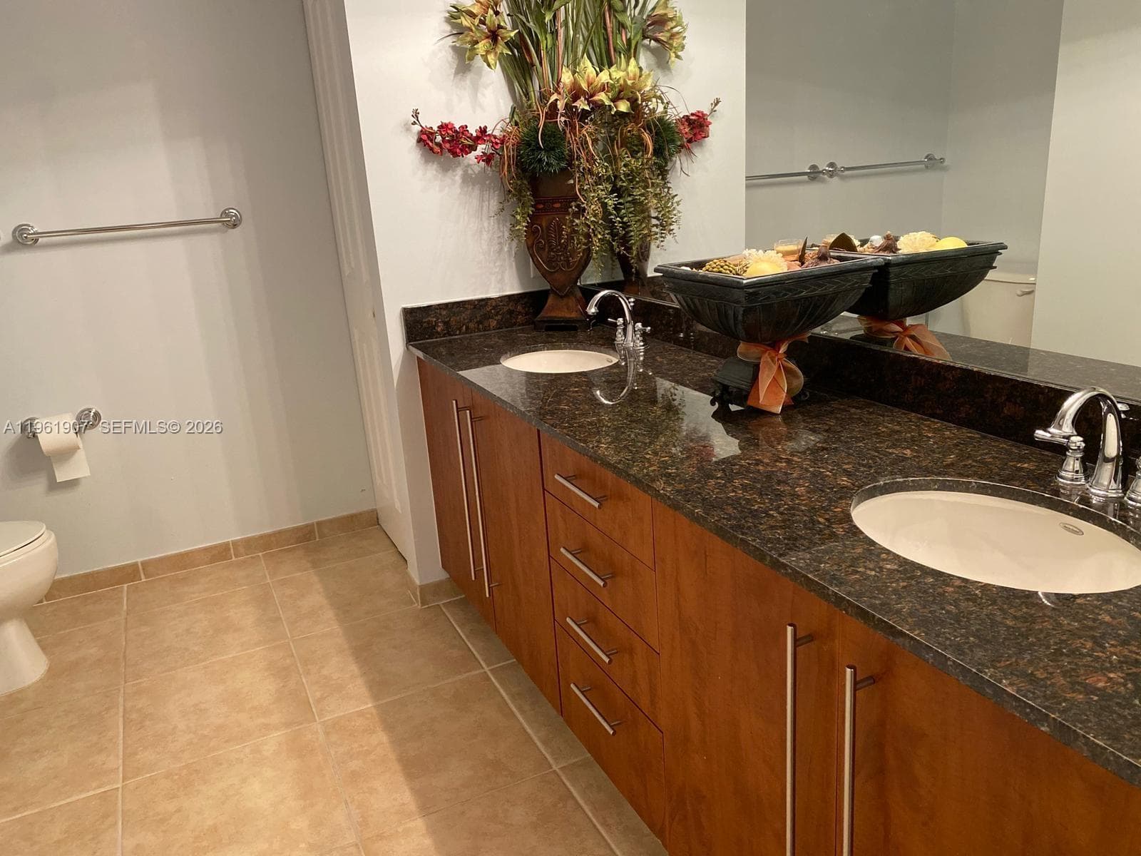 TOSCANO CONDO · #2104S in Miami - Photo 17