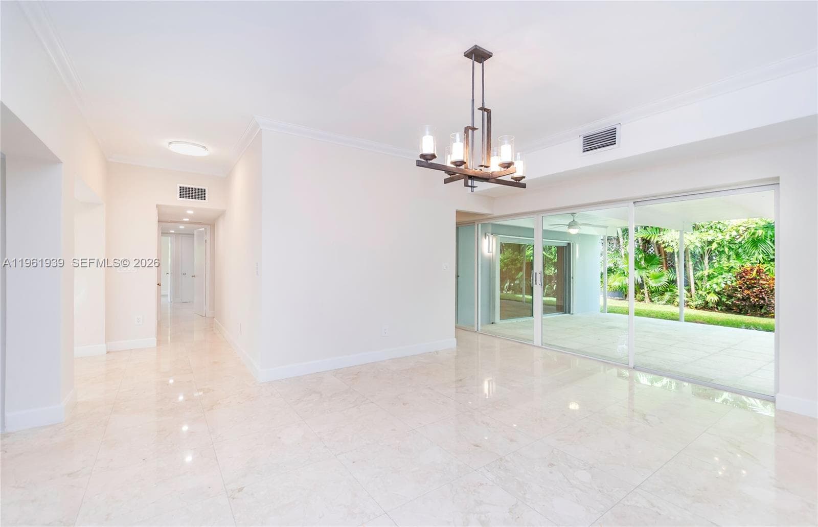 310 Harbor Ct photo 6