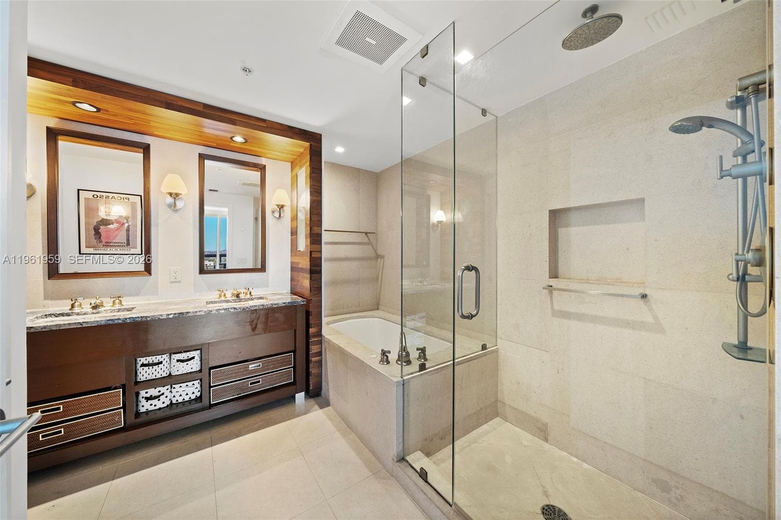 Carillon Miami Beach · #2307/10 in Miami Beach - Photo 32