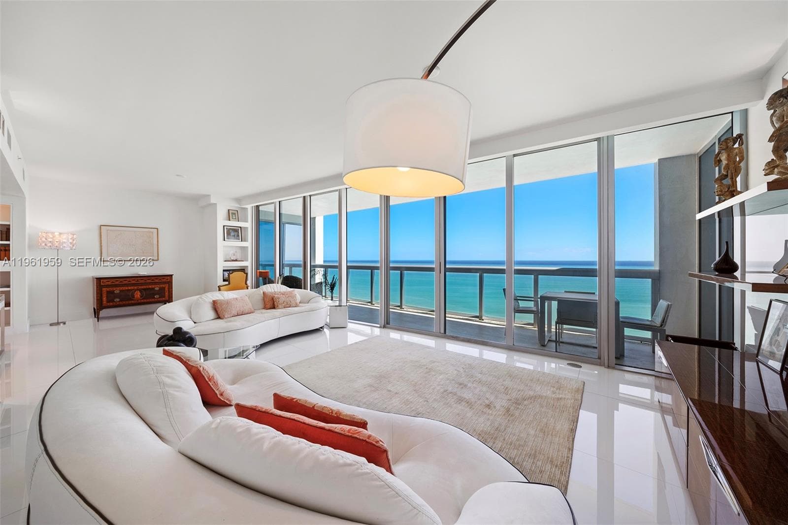Carillon Miami Beach · #2307/10 in Miami Beach - Photo 11