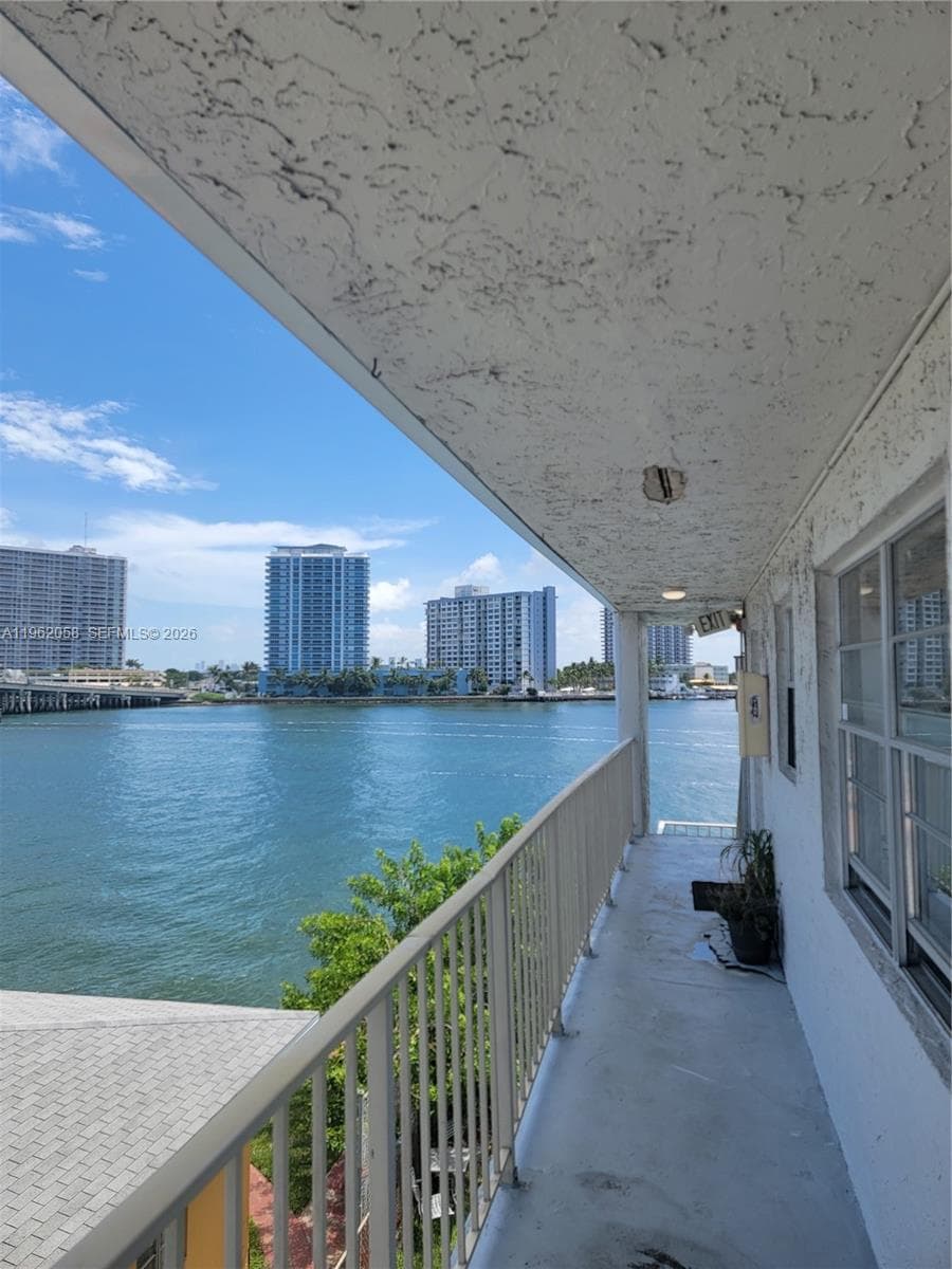 ENCLAVE TOWER CONDO · #11 in Miami Beach - Photo 8