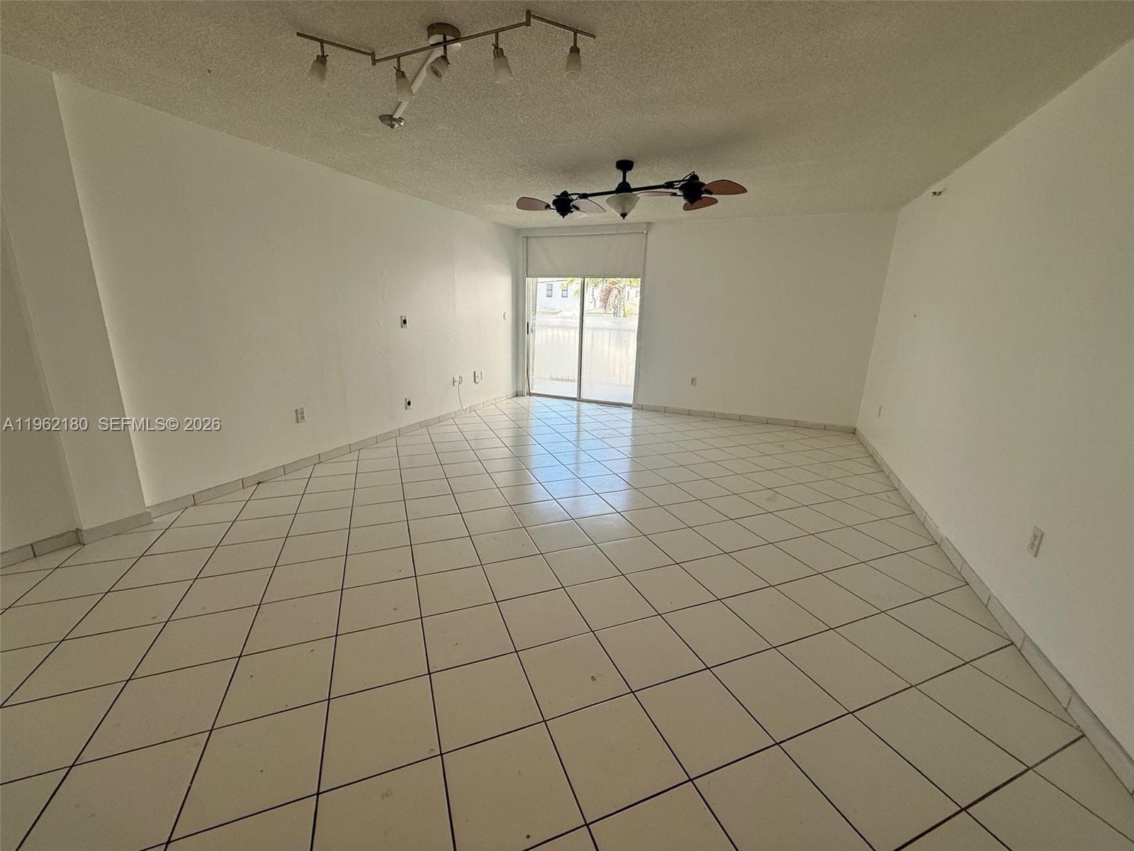 PARK BEACH CLUB CONDO · #207 in Miami Beach - Photo 10