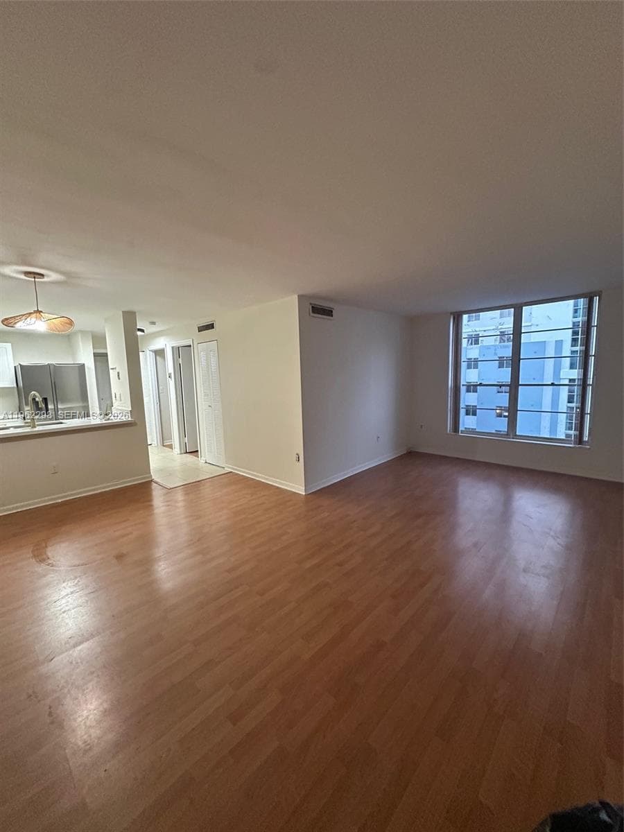 PALM GARDENS CONDO · #609 in Miami - Photo 2