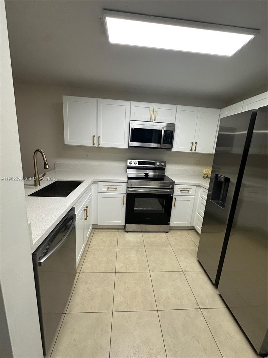 PALM GARDENS CONDO · #609 in Miami - Photo 10