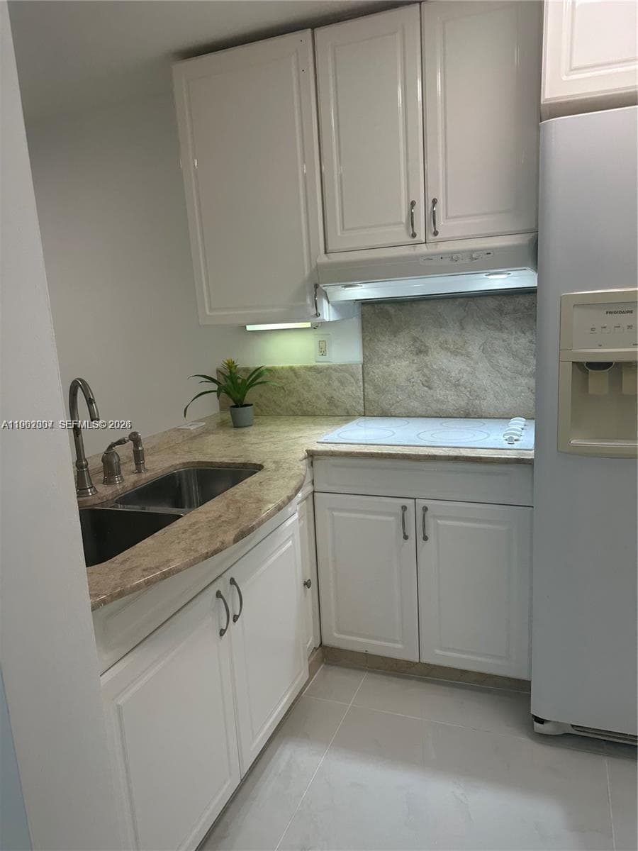 PALM GARDENS CONDO · #506 in Miami - Photo 7
