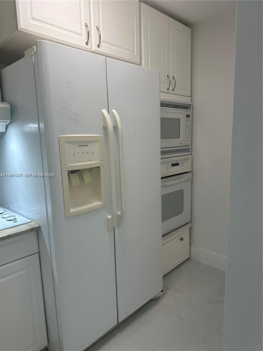 PALM GARDENS CONDO · #506 in Miami - Photo 8