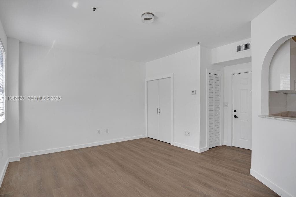 Venetian Villas · #204 in Miami Beach - Photo 5
