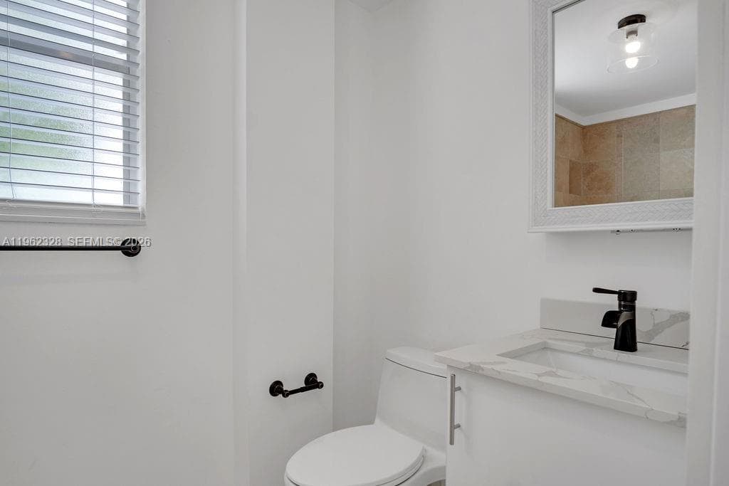 Venetian Villas · #204 in Miami Beach - Photo 14