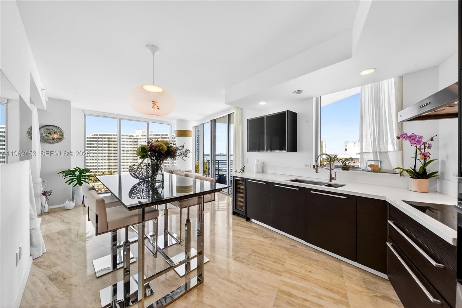 CAPRI SOUTH BEACH CONDO · #1001 in Miami Beach - Photo 13