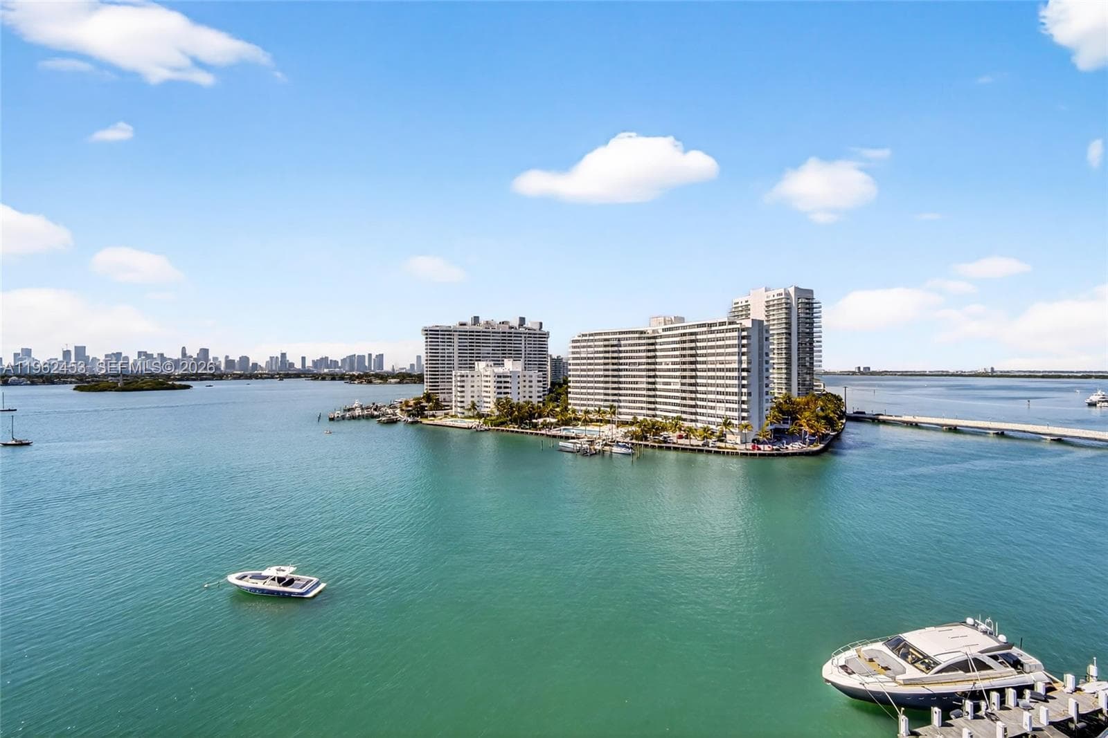 CAPRI SOUTH BEACH CONDO · #1001 in Miami Beach - Photo 40