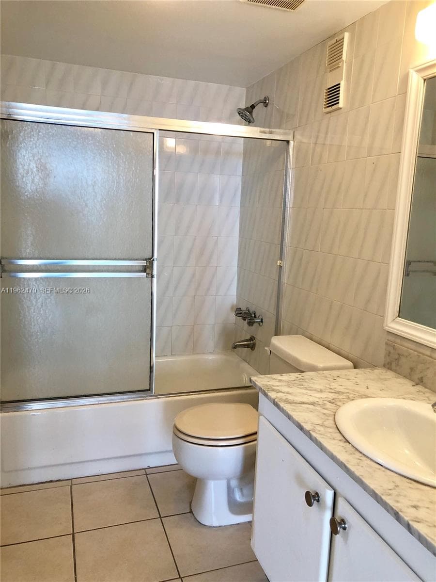 Wilshire Condo · #804E in Miami - Photo 8