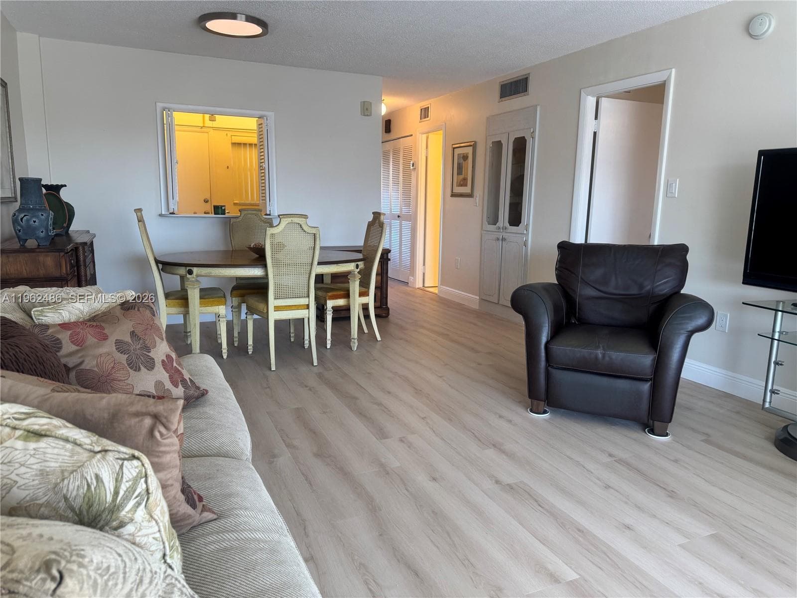 EDEN ISLES CONDOMINIUM · #Apt.G.405 in North Miami Beach - Photo 8