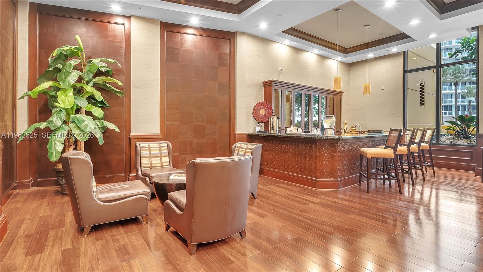Social Room w/ Fresh Coffee & Fruit Water Daily
