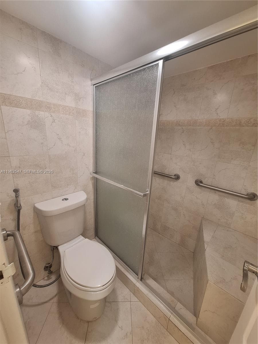 ARLEN HOUSE EAST CONDO · #2028 in Sunny Isles Beach - Photo 16