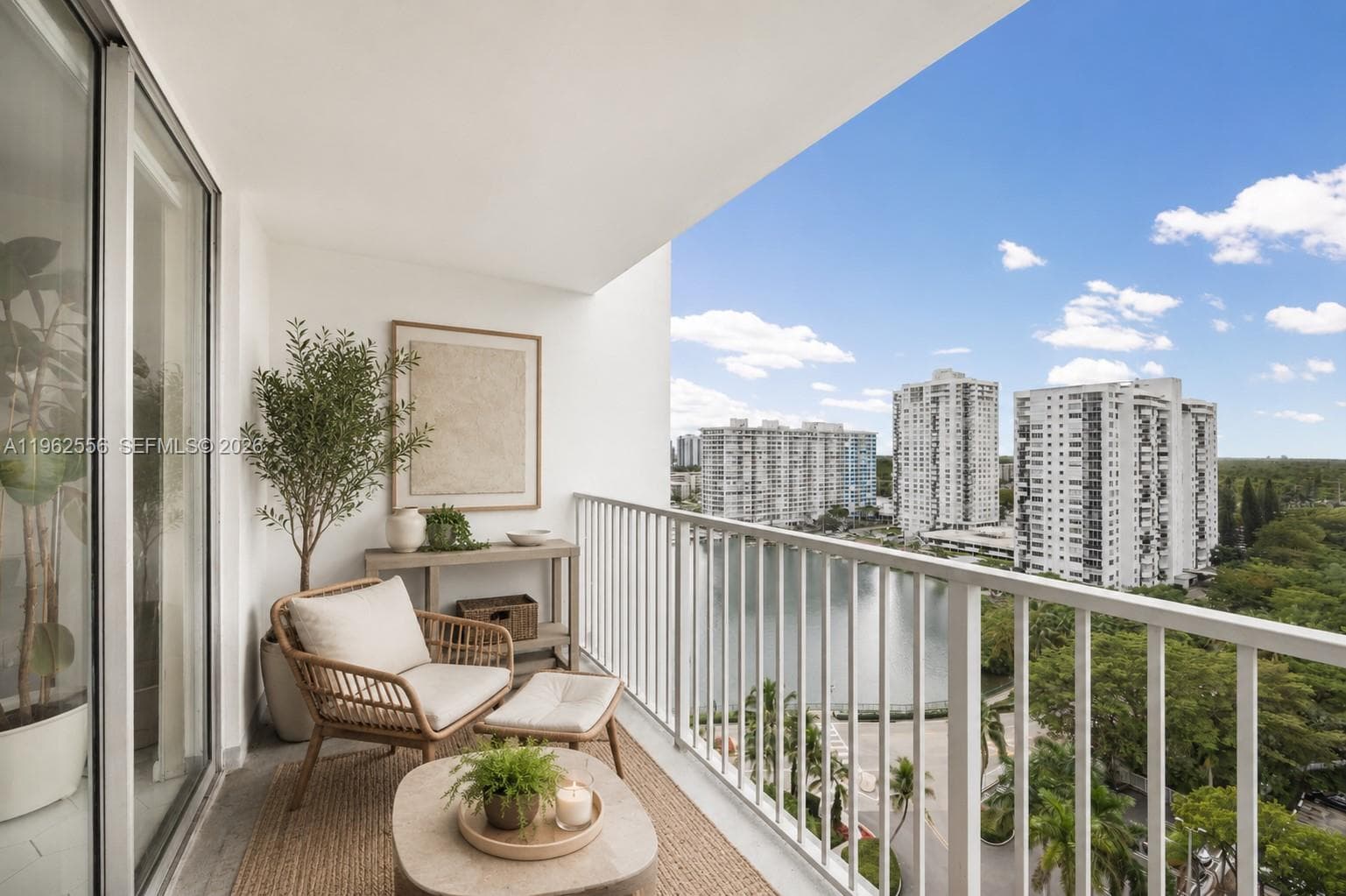 Admiral's Port · #1607W in Aventura - Photo 2