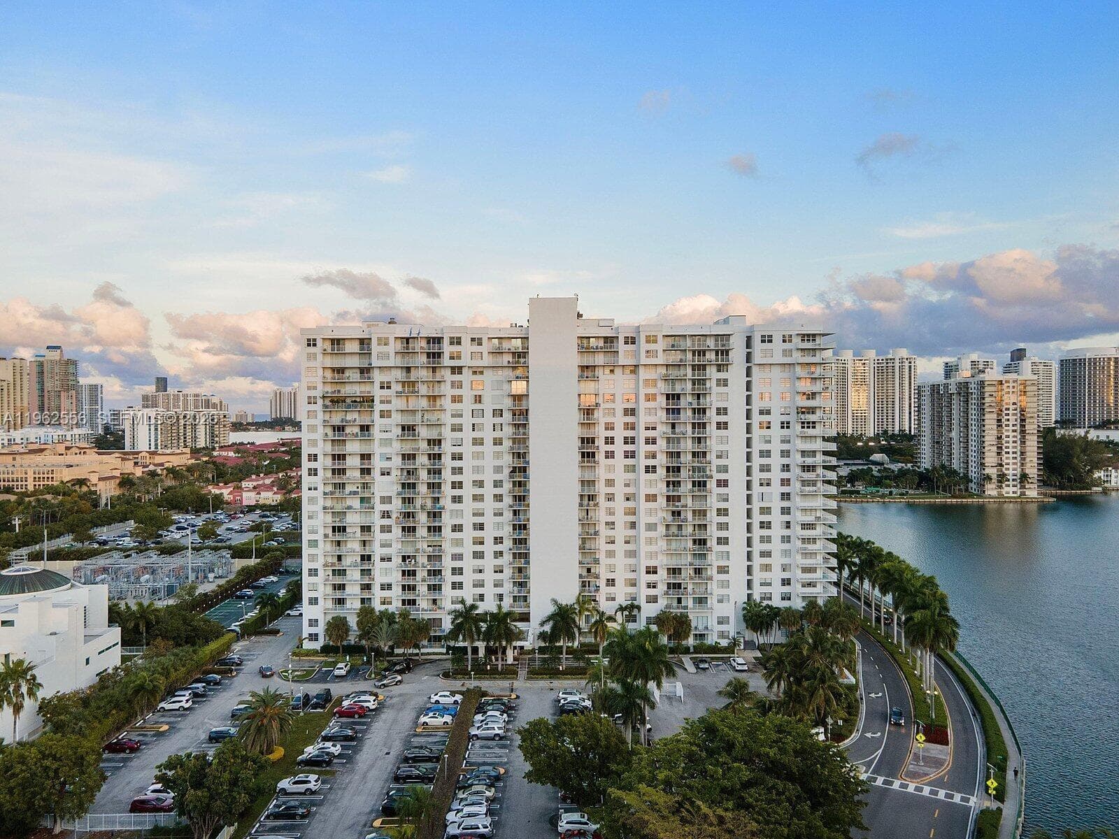 Admiral's Port · #1607W in Aventura - Photo 18