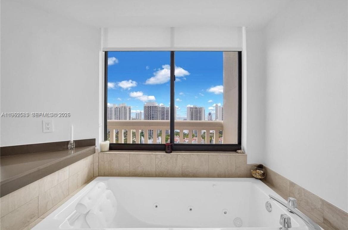 1000 ISL BLVD WILLIAMS IS · #2508 in Aventura - Photo 23