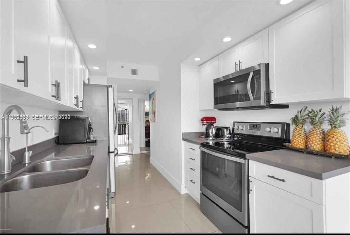 1000 ISL BLVD WILLIAMS IS · #2508 in Aventura - Photo 28