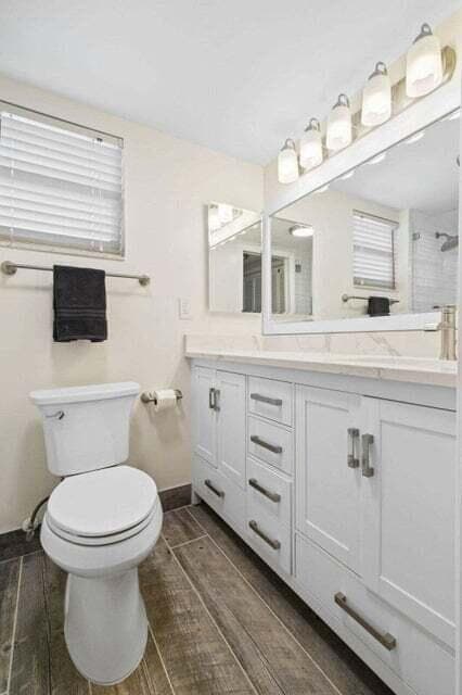 studio bathroom