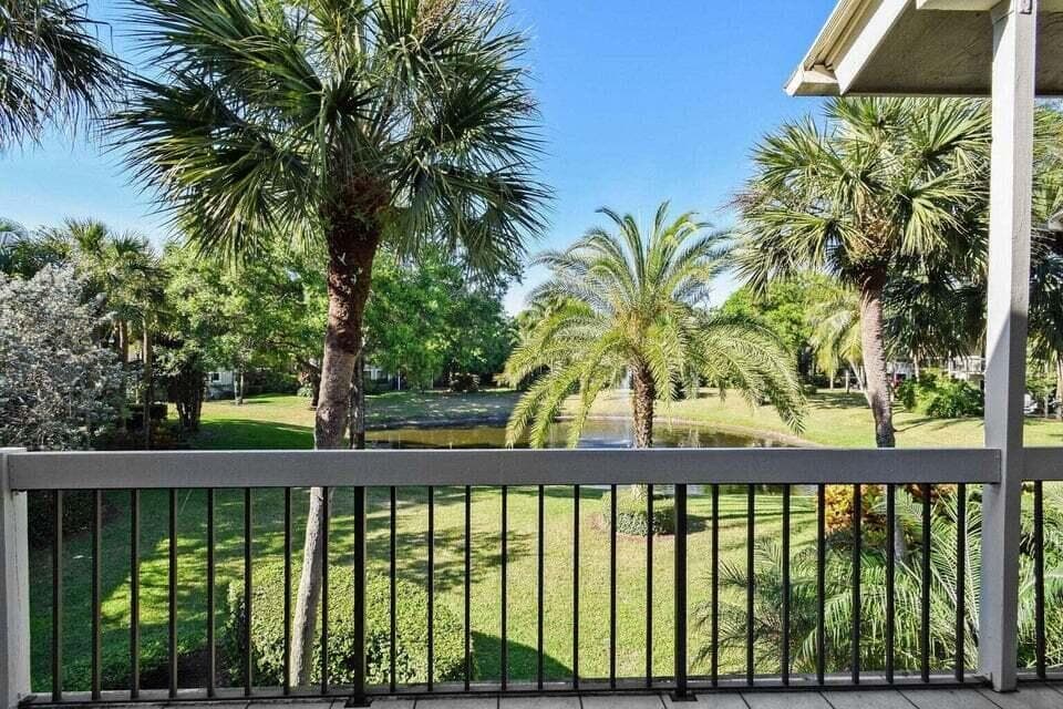 balcony studio