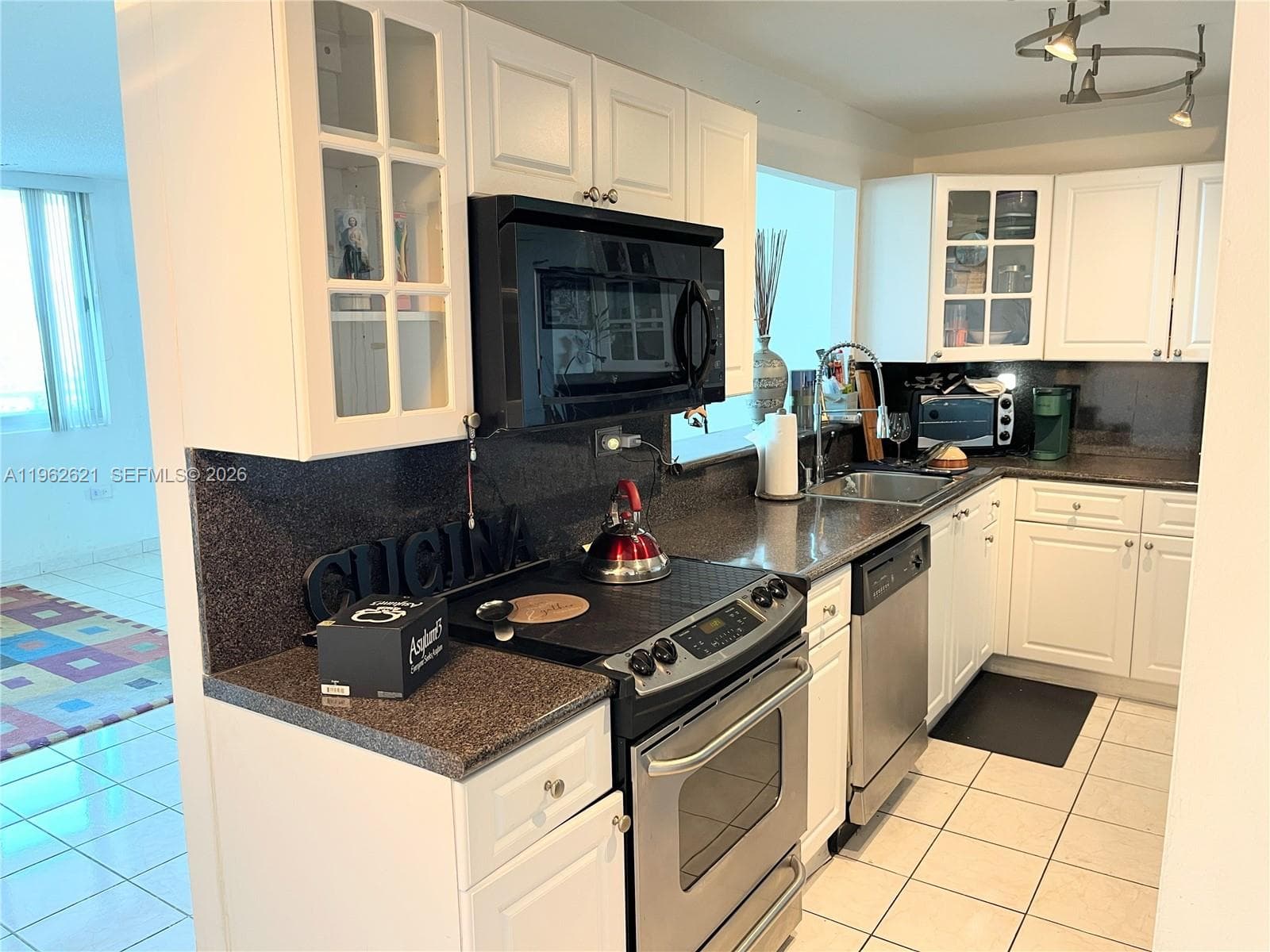 Burleigh House · #533 in Miami Beach - Photo 10