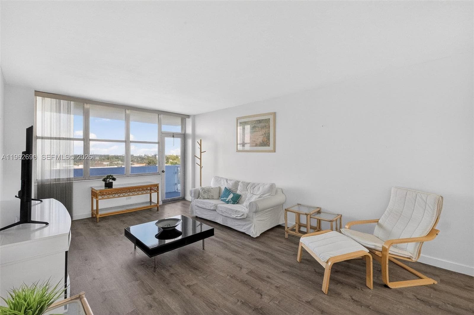 Parkview Point Condominium · #8J in Miami Beach - Photo 2
