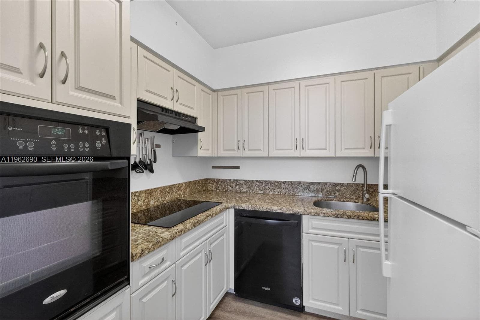Parkview Point Condominium · #8J in Miami Beach - Photo 14