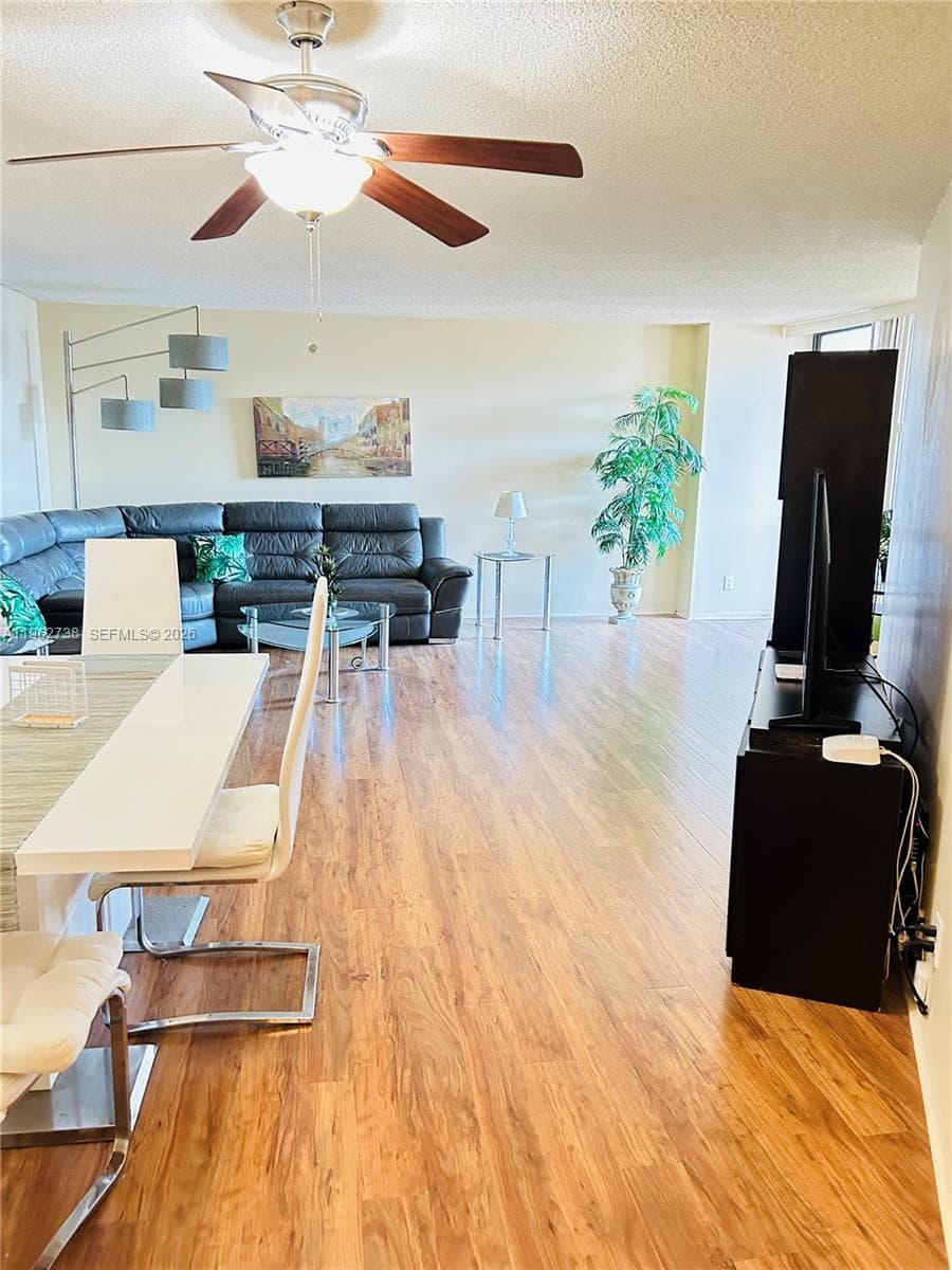 OCEANVIEW PARK CONDO · #912 in Hallandale Beach - Photo 11