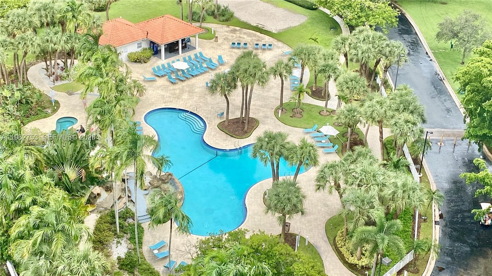 Parc Central · #1807 in Aventura - Photo 12