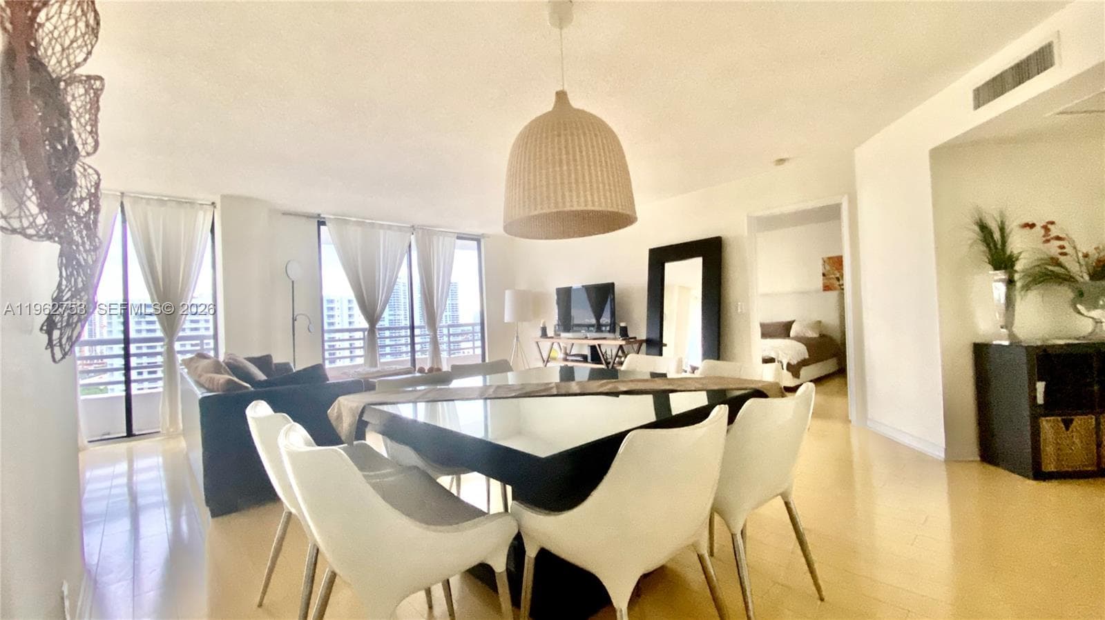 Parc Central · #1807 in Aventura - Photo 7