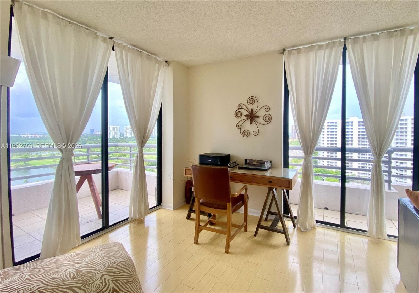 Parc Central · #1807 in Aventura - Photo 4